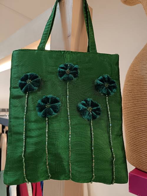 BOLSO MANO FLOR